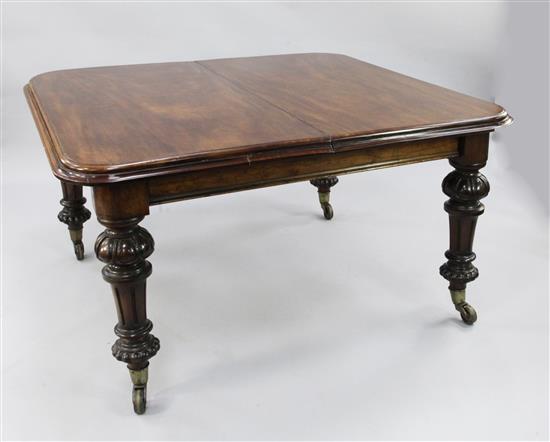 A Victorian mahogany extending dining table, extends to 7ft 8.5in. x 4ft 3in. x 2ft 5in.